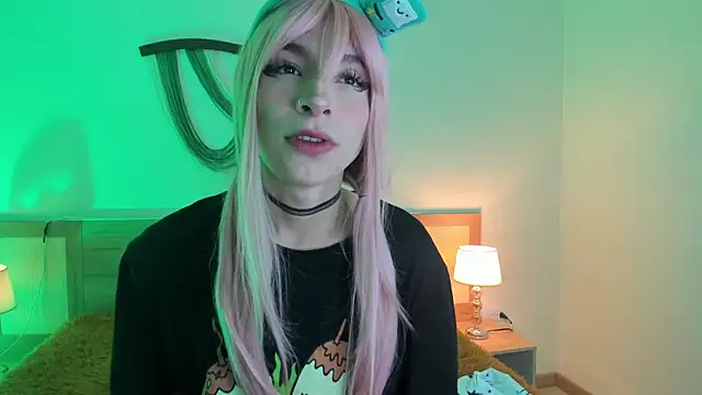 Snapshot of Damiian20_ chatting on 11/27/25, 12:18 Damiian20 online show from 11/27/25, 12:18