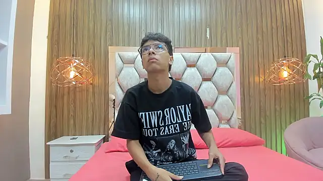 adams bobby online show from 01/17/26, 11:26