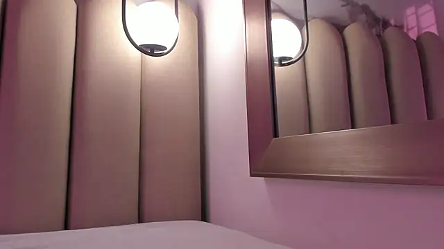 Vittoria  rossi online show from 12/13/25, 07:53