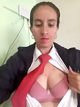 Valentina--1 online show from 11/20/25, 12:05