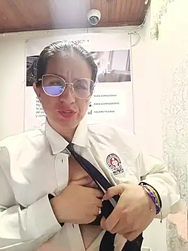 Valentina--1 online show from 07/20/26, 10:39