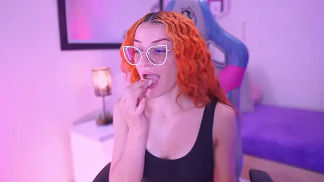 celeste blazze  online show from 11/27/25, 02:30