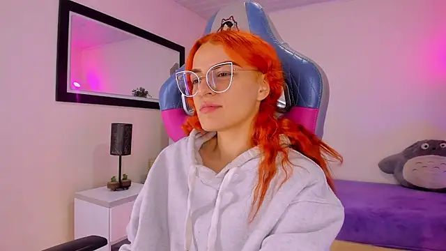 celeste blazze  online show from 03/17/26, 03:15