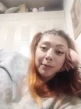 EmilyyRed online show from 11/29/25, 04:26