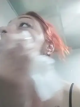 EmilyyRed online show from 12/04/25, 06:05