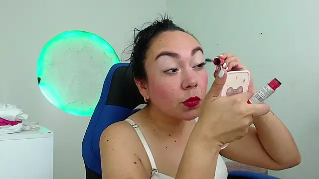 Snapshot of Yadis_hot chatting on 11/05/25, 08:53 Yadis hot online show from 11/05/25, 08:53