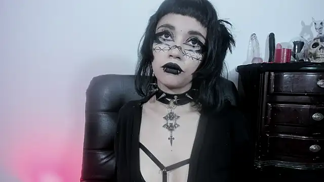 Yueeclipsa online show from 12/14/25, 04:51