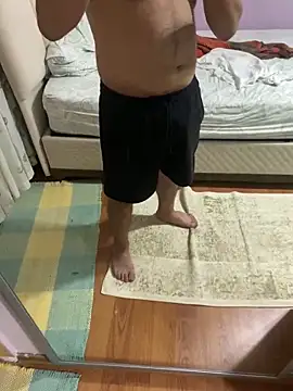 Snapshot of canmavi16 chatting on 10/27/25, 08:24 canmavi16 online show from 10/27/25, 08:24