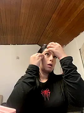 Kloe Novoa online show from 11/06/25, 01:34