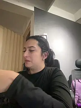 Kloe Novoa online show from 02/13/26, 01:29