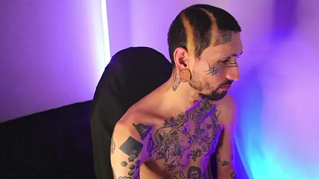 TokyoHatsumoto online show from 03/01/26, 11:29