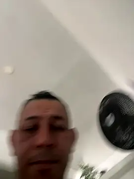 Snapshot of Orlando1703 chatting on 11/12/25, 08:30 Orlando1703 online show from 11/12/25, 08:30