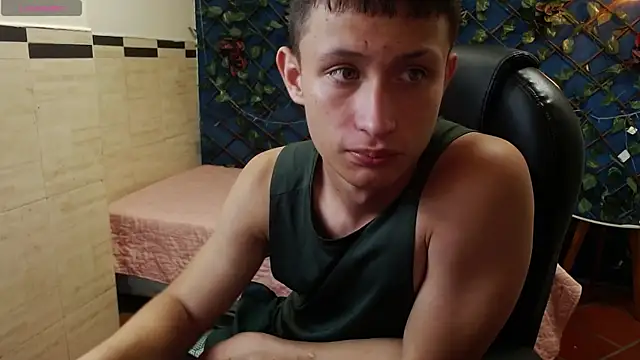 Garuo 18 online show from 11/06/25, 03:07