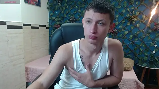 Garuo 18 online show from 11/07/25, 03:28