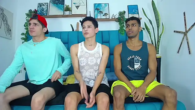 Hot Boys Latinos X online show from 11/09/25, 05:22