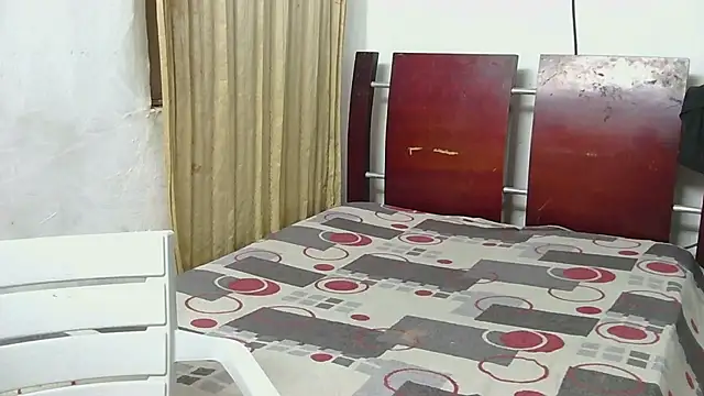 Snapshot of fer_luna chatting on 12/16/25, 08:41 fer luna online show from 12/16/25, 08:41