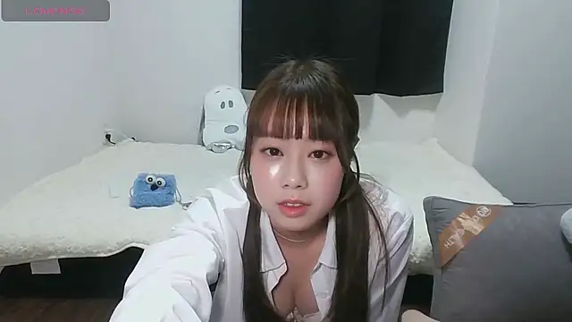 Snapshot of sakura_3939 chatting on 11/26/25, 07:09 sakura 3939 online show from 11/26/25, 07:09