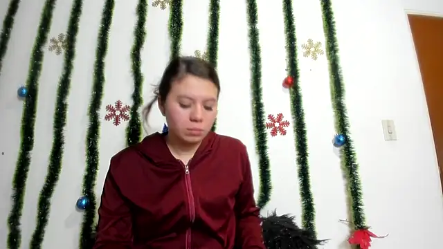 Vanessa Martinz online show from 12/17/25, 12:22