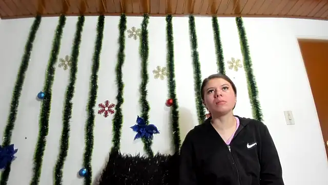 Vanessa Martinz online show from 12/19/25, 12:45