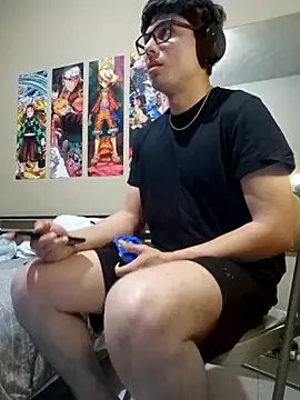 Ais B10 online show from 11/06/25, 03:18