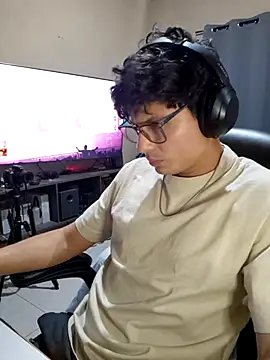 Ais B10 online show from 11/23/25, 02:22