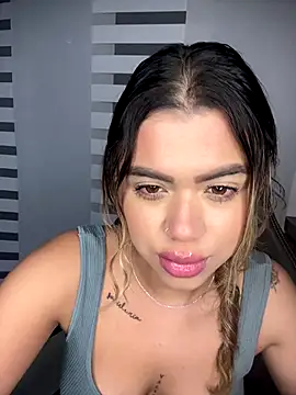 Alanna-foxx online show from 12/16/25, 01:54