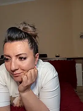 Gabrielaalialiali online show from 04/15/26, 06:42