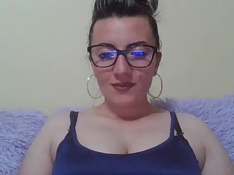 blondinaali online show from 10/26/25, 03:18