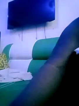 Snapshot of FaithMatsane chatting on 11/01/25, 02:19 FaithMatsane online show from 11/01/25, 02:19