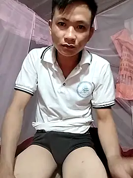 Snapshot of Wet_x chatting on 11/01/25, 01:24 Wet x online show from 11/01/25, 01:24