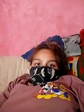 Snapshot of Poonam12A chatting on 12/14/25, 03:17 Poonam12A online show from 12/14/25, 03:17