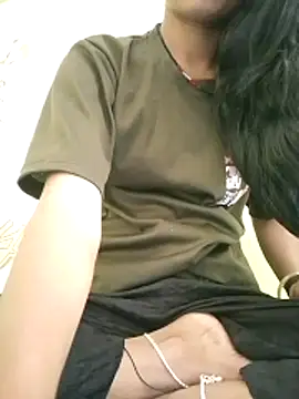 Snapshot of Poonam12A chatting on 12/23/25, 07:28 Poonam12A online show from 12/23/25, 07:28