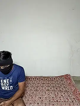 Snapshot of Heena-143 chatting on 02/06/26, 04:10 Heena-143 online show from 02/06/26, 04:10