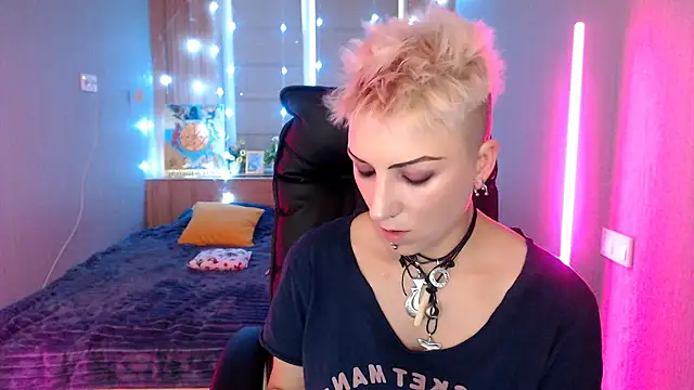 Sweet-n-Strong online show from 12/21/25, 07:37