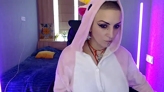 Sweet-n-Strong online show from 04/18/26, 11:14