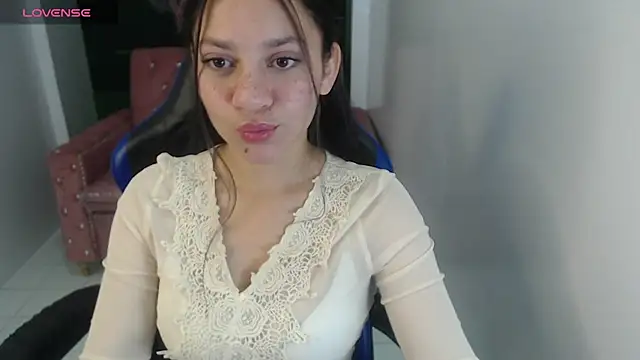 velvetvixen t online show from 11/10/25, 12:59