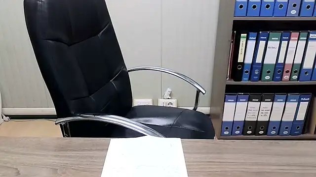 Evasionee online show from 12/19/25, 07:15