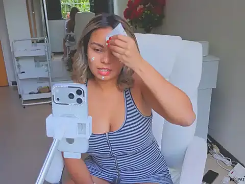 diosadeluniverso online show from 04/30/26, 02:56