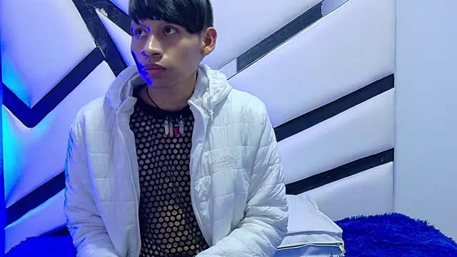 Snapshot of ALEXANDRO_BOVER chatting on 11/01/25, 07:16 ALEXANDRO BOVER online show from 11/01/25, 07:16