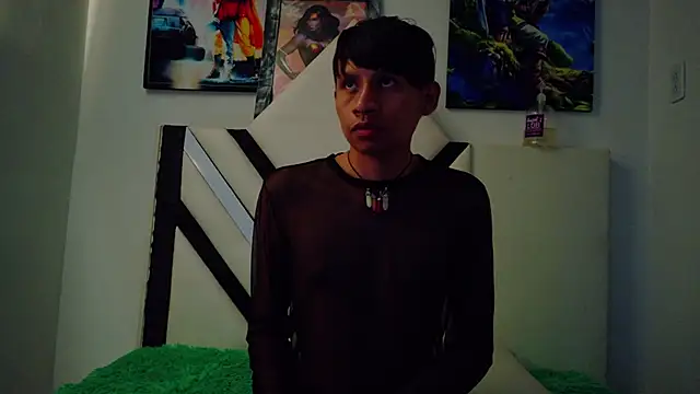 Snapshot of ALEXANDRO_BOVER chatting on 11/05/25, 07:25 ALEXANDRO BOVER online show from 11/05/25, 07:25