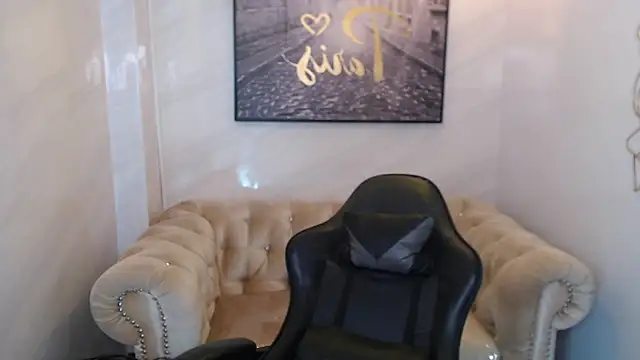 Afrodita Wild v online show from 04/15/26, 01:18