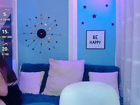 Soffii Dreaaam4 online show from 11/14/25, 09:46