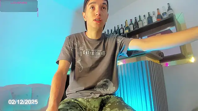 Snapshot of Dallen_Grant chatting on 12/02/25, 12:43 Dallen Grant online show from 12/02/25, 12:43