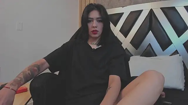 CloePerson online show from 03/19/26, 12:14