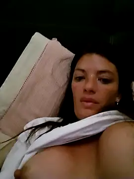 Paulita2027 online show from 11/26/25, 08:37