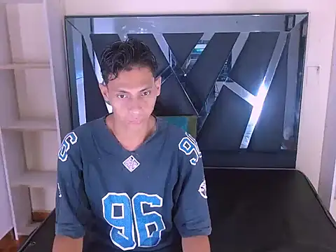 wiltom  online show from 10/31/25, 12:17