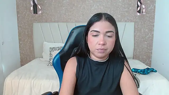 AliceSmity  online show from 12/14/25, 06:01