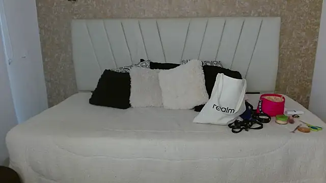 AliceSmity  online show from 04/13/26, 11:37