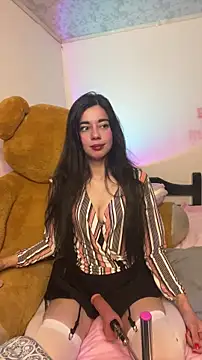 wetbyAlice online show from 11/18/25, 12:49