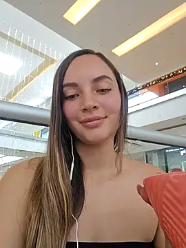 sophie-06 online show from 11/25/25, 04:29